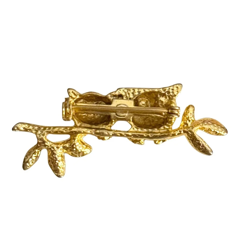 Vintage Twin Owls on Branch Brooch Unsigned Owl Pin Cottagecore 1960s‎